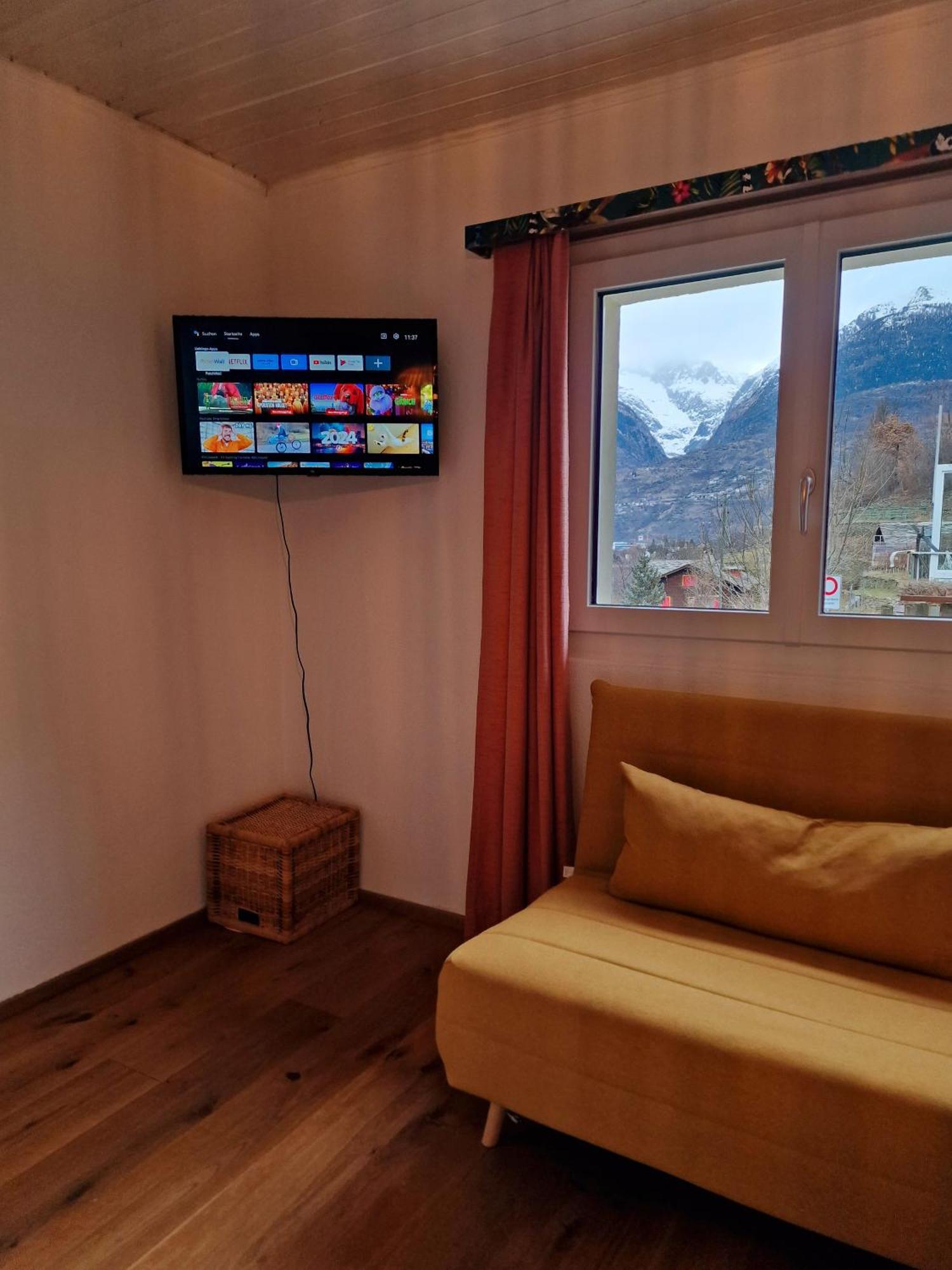 Kunstplanet Im Herzen Der Alpen Am Planetenweg Viège Extérieur photo